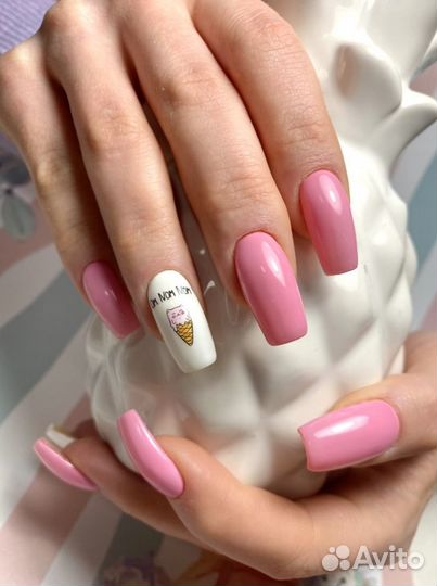 Маникюр, педикюр, наращивание ногтей