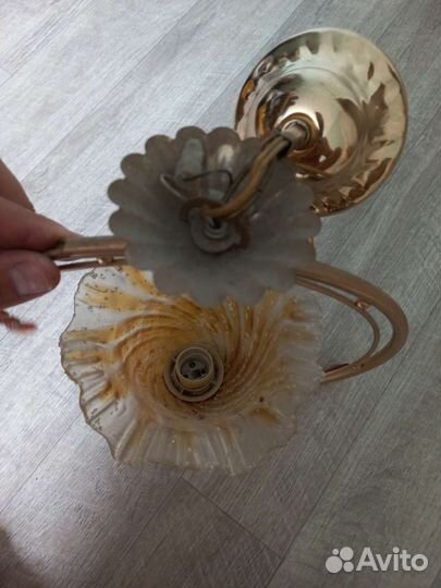 Светильник