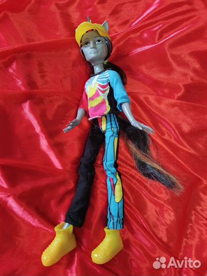 Куклы Монстер Хай Авиатротер,Мяулодия,посириф,хоул