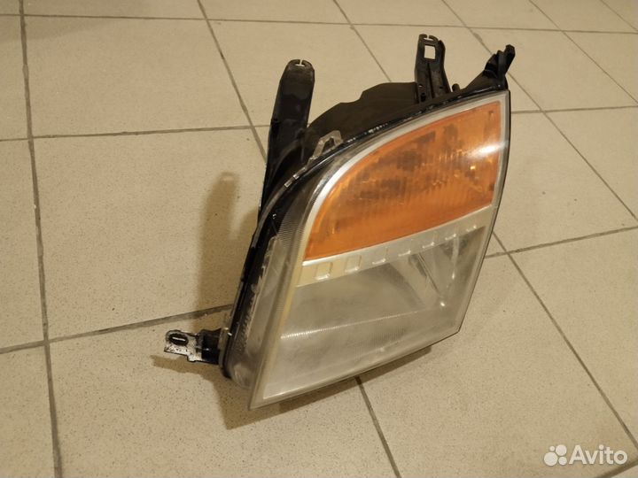 Фара передняя левая Ford Fusion