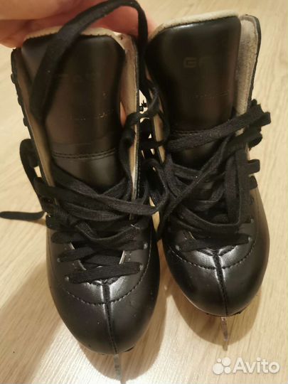 Коньки фигурные Graf Ace 29р черные