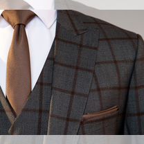 Мужской классический костюм, Москва