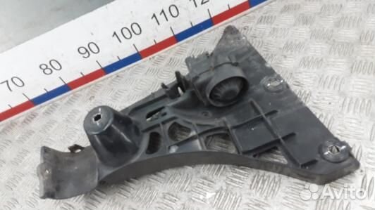 Крепление бампера заднее BMW 5 E60/E61 (ZBE16HN01)