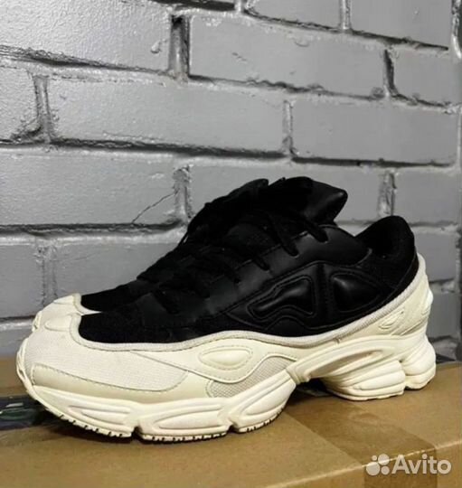 Adidas raf simons ozweego