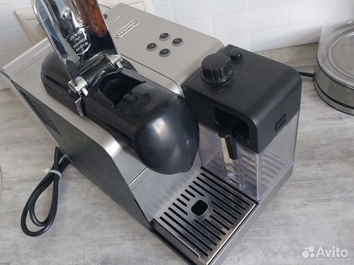 Кофемашина delonghi nespresso капсульная