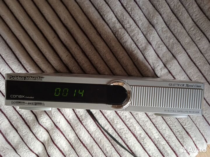 Телевизионная приставка НТВ+ с часами