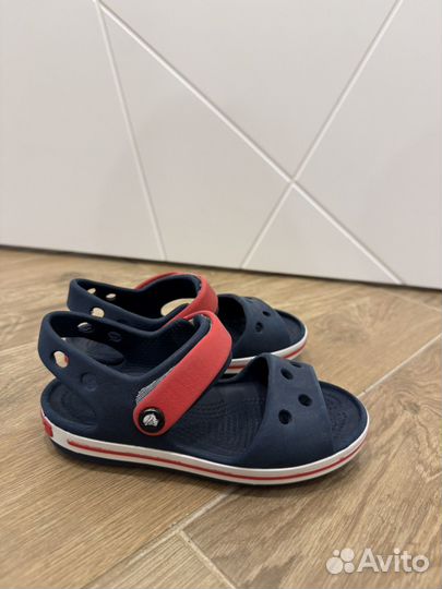 Сандалии crocs c 10