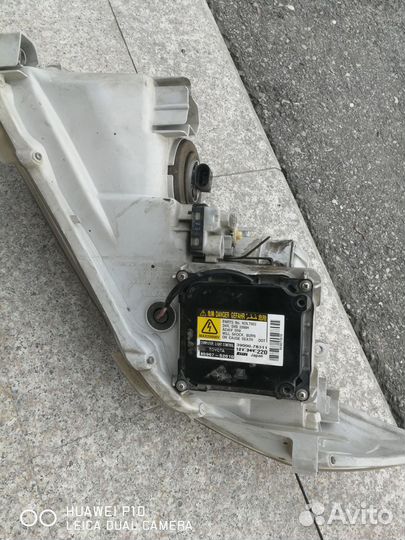 Фары на Тойота Камри 40