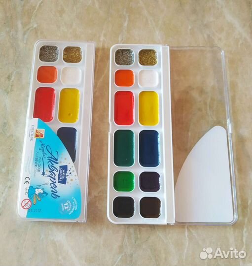 Краски Акварель кисти непроливайки новые