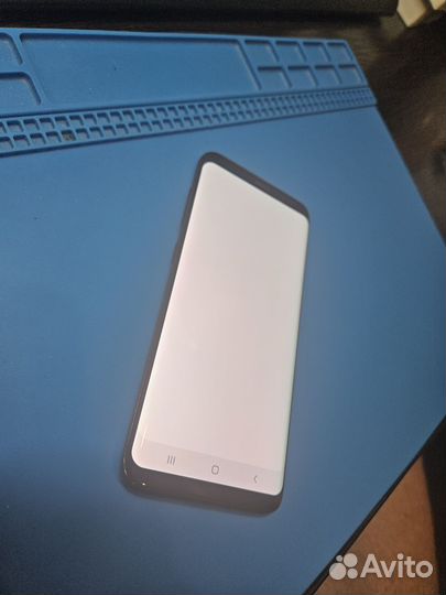 Samsung Galaxy S8, 4/64 ГБ