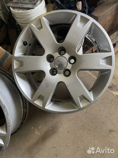 Диски литые R16 5x100 toyota