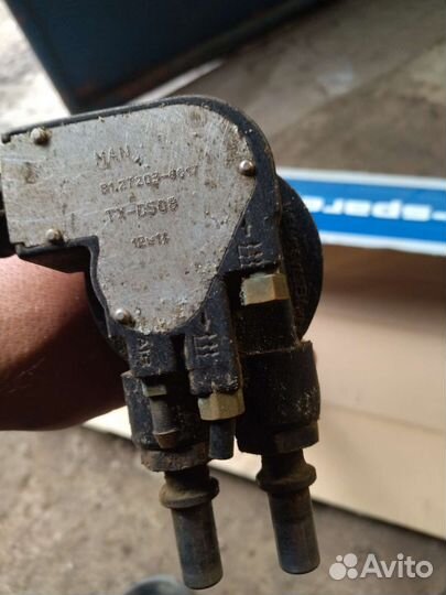 Заборник топлива ман