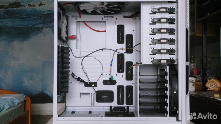 Корпус AeroCool XPredator White Edit (Белый)