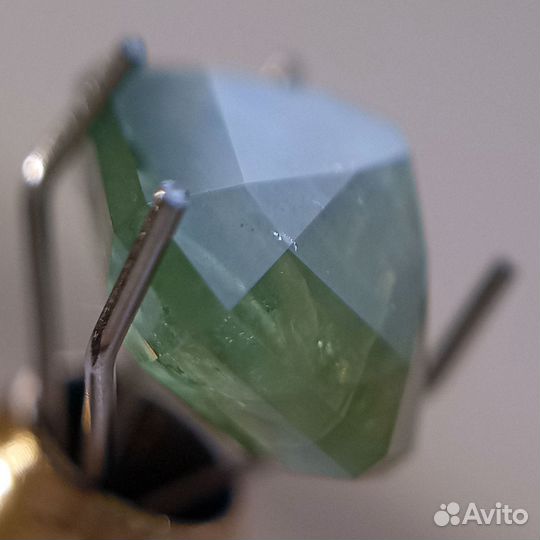 Зеленый Корунд Сапфир 3,30 ct. (Арт. 479)