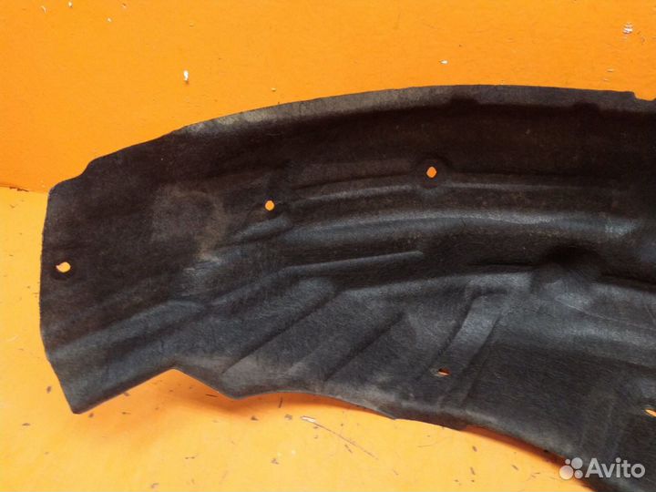 Подкрылок задний левый на Mitsubishi Outlander 3
