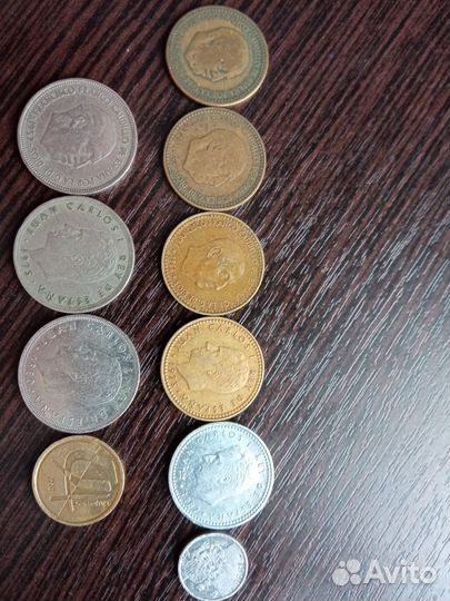 Наборы иностранных монет