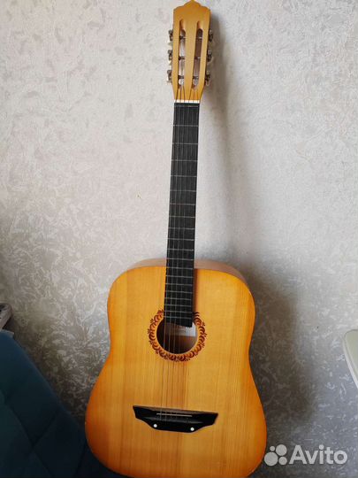 Классическая гитара 6 струнная