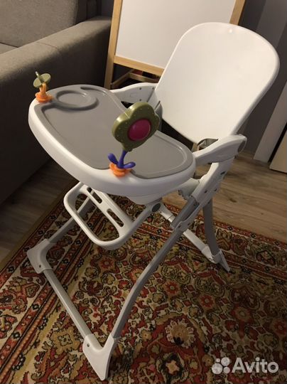 Детский стульчик для кормления