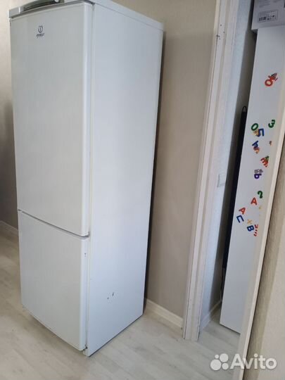 Холодильник