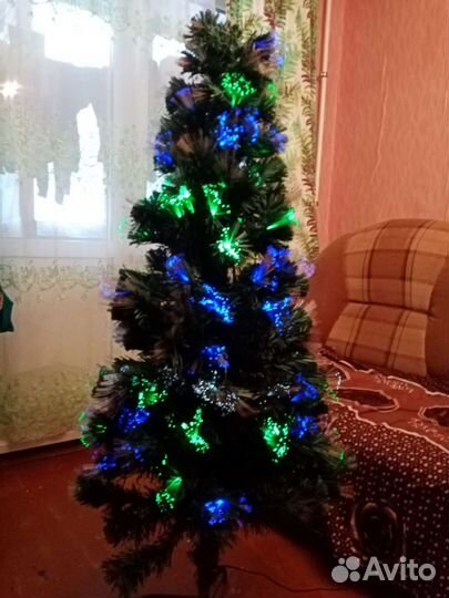 Елка искусственная