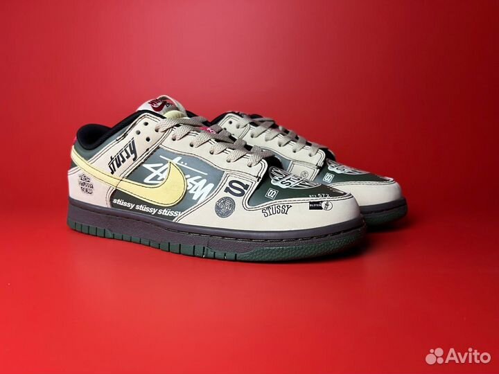 Nike dunk LOW X stussy worldwide