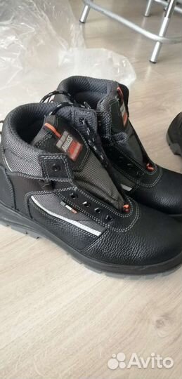 Ботинки рабочие 42