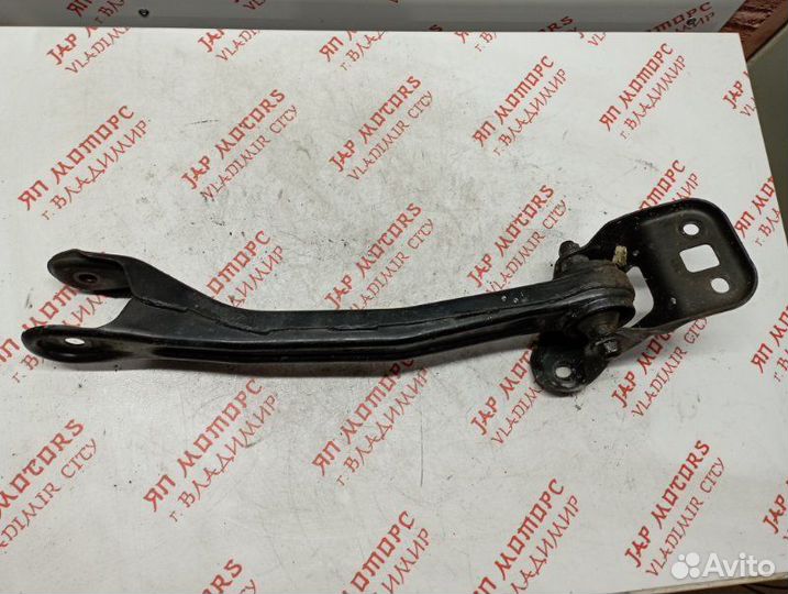 Рычаг подвески верхний задний Suzuki Grand Vitara