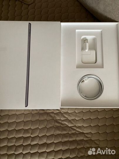 iPad 7 поколения