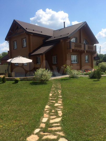 Дом 200 м² на участке 20 сот.