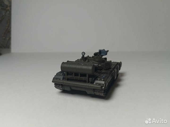 Танк Т-64 1:72