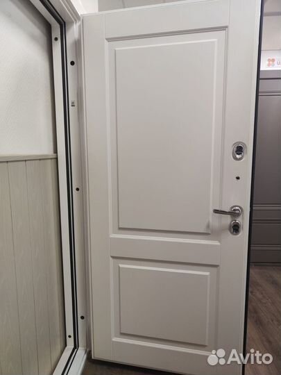 Дверь входная с терморазрывом в частный дом