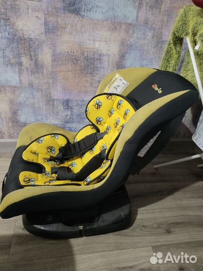 Автомобильное кресло