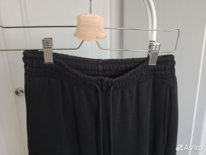 Спортивные штаны uniqlo, размер S, черные, унисекс