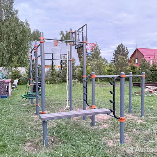 Спортивный уличный комплекс