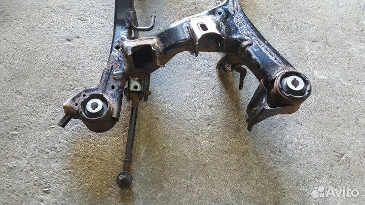 Задний подрамник (балка) Subaru Forester SH EJ255