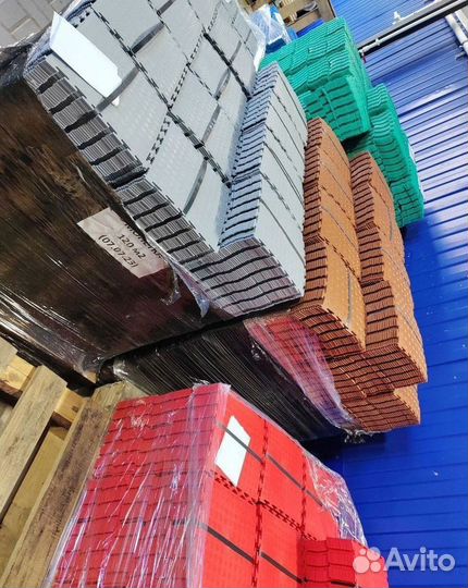 Модульная плитка пвх в спорт зал