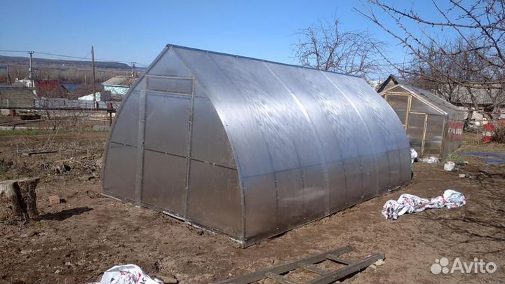 Теплица капелька