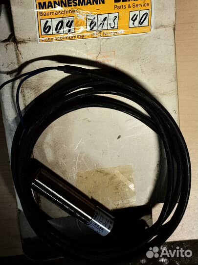 Выключатель концевой 60461340 demag