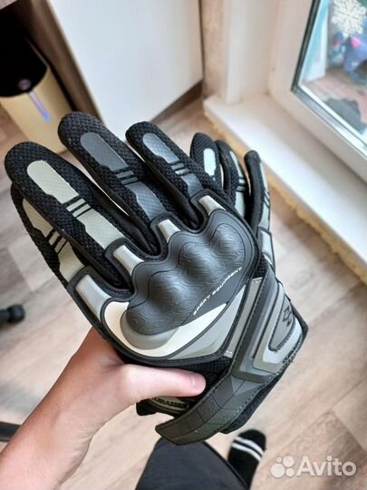 Перчатки для мотоцикла