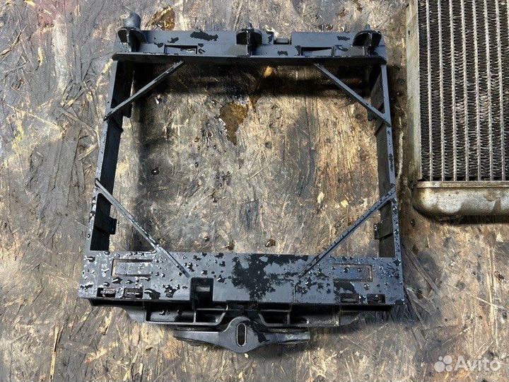 Радиатор масляный Bmw 7-Series F01 N63B44 2008