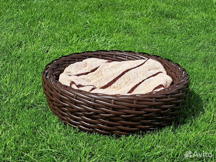 Лежанка для кошки или собачки