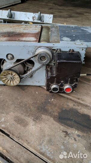 Станок деревообрабатывающий иэ-6009А