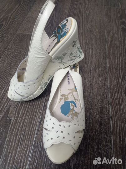 Босоножки женские 36 размер