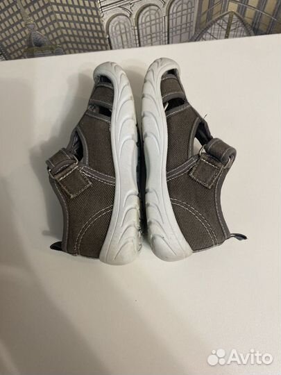 Обувь на мальчика 26,28 размер