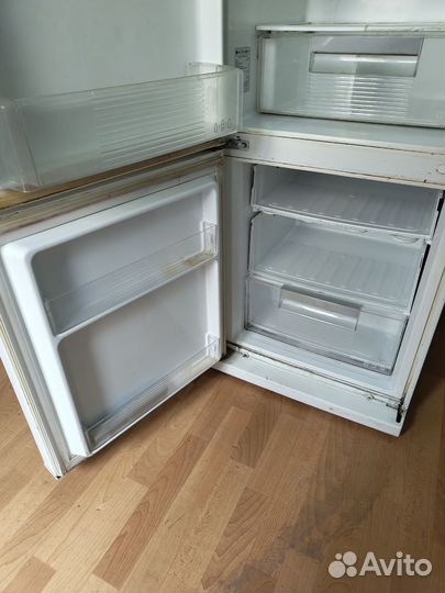 Холодильник бу lg