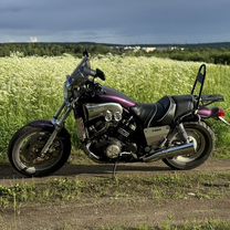 Yamaha Vmax 1200