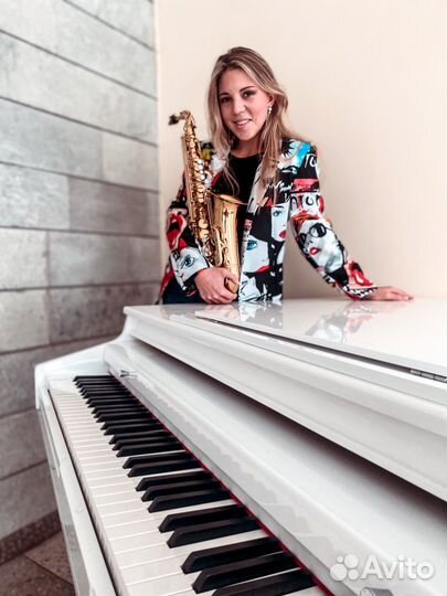 Саксофон, фортепиано, вокал, сольфеджио
