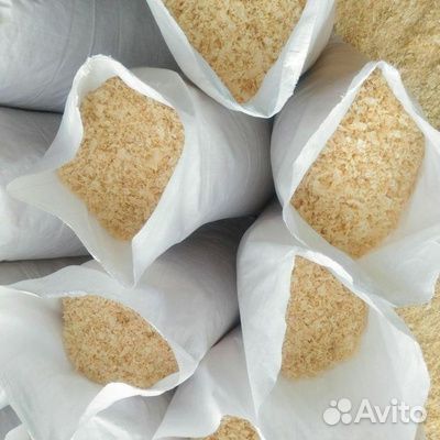 Опилки в мешках