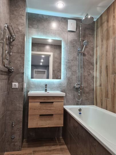 2-к. квартира, 56 м², 3/8 эт.