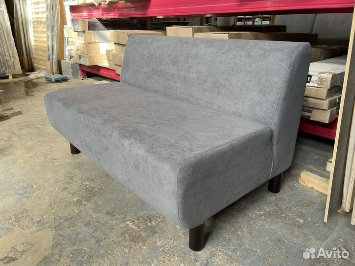 Диван для кафе новый